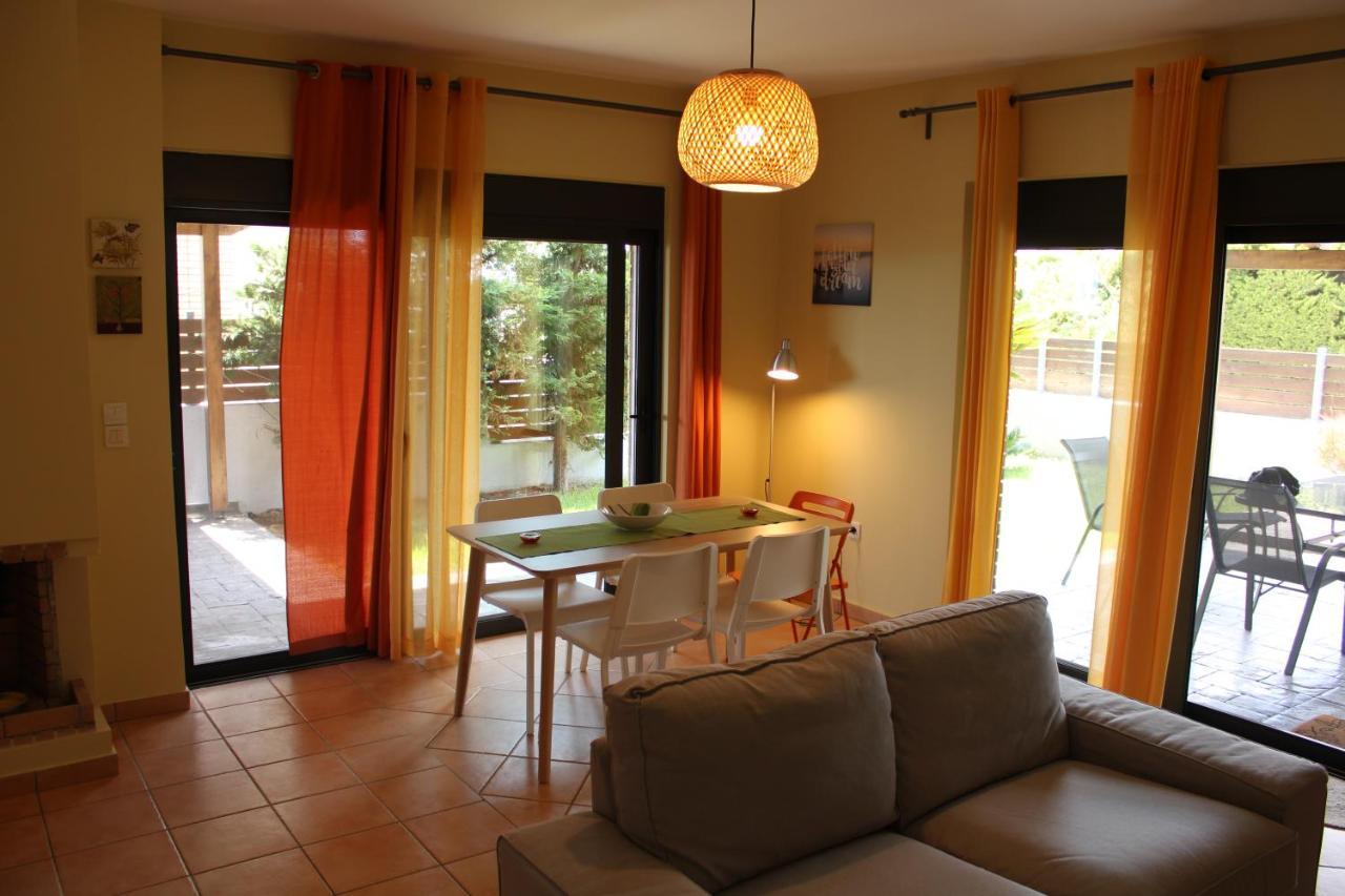 T&A Apartment,Near The Sea. Marathón Dış mekan fotoğraf